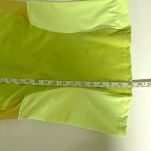 Lululemon Energy Tank Top - Picture 10 of 10